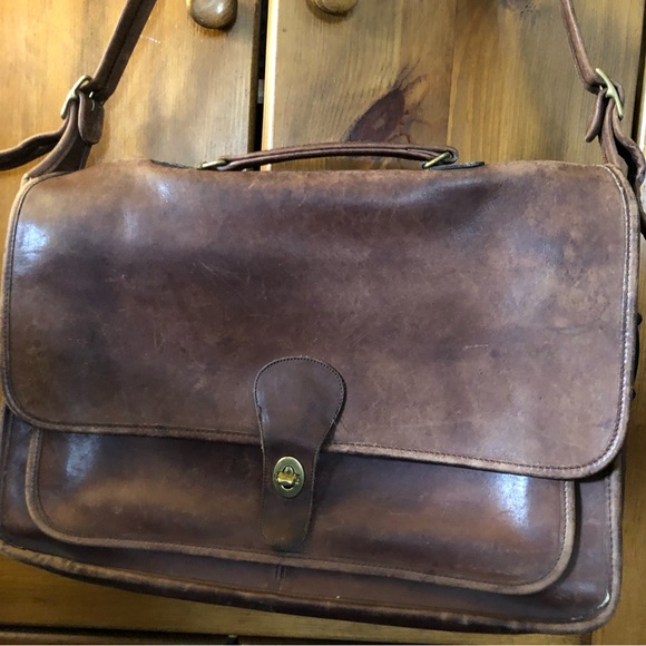 Vintage Coach messenger bag/laptop bag/attaché. - Picture 2 of 4